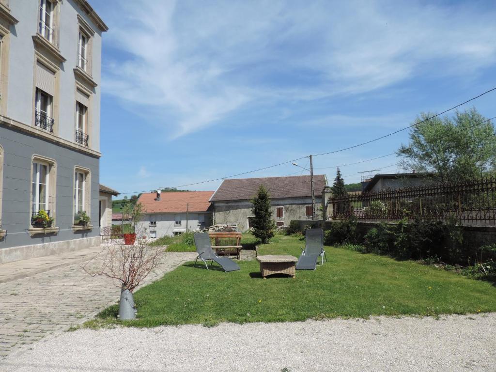 Le Jardin Des Lys Bed & Breakfast Gemmelaincourt Luaran gambar